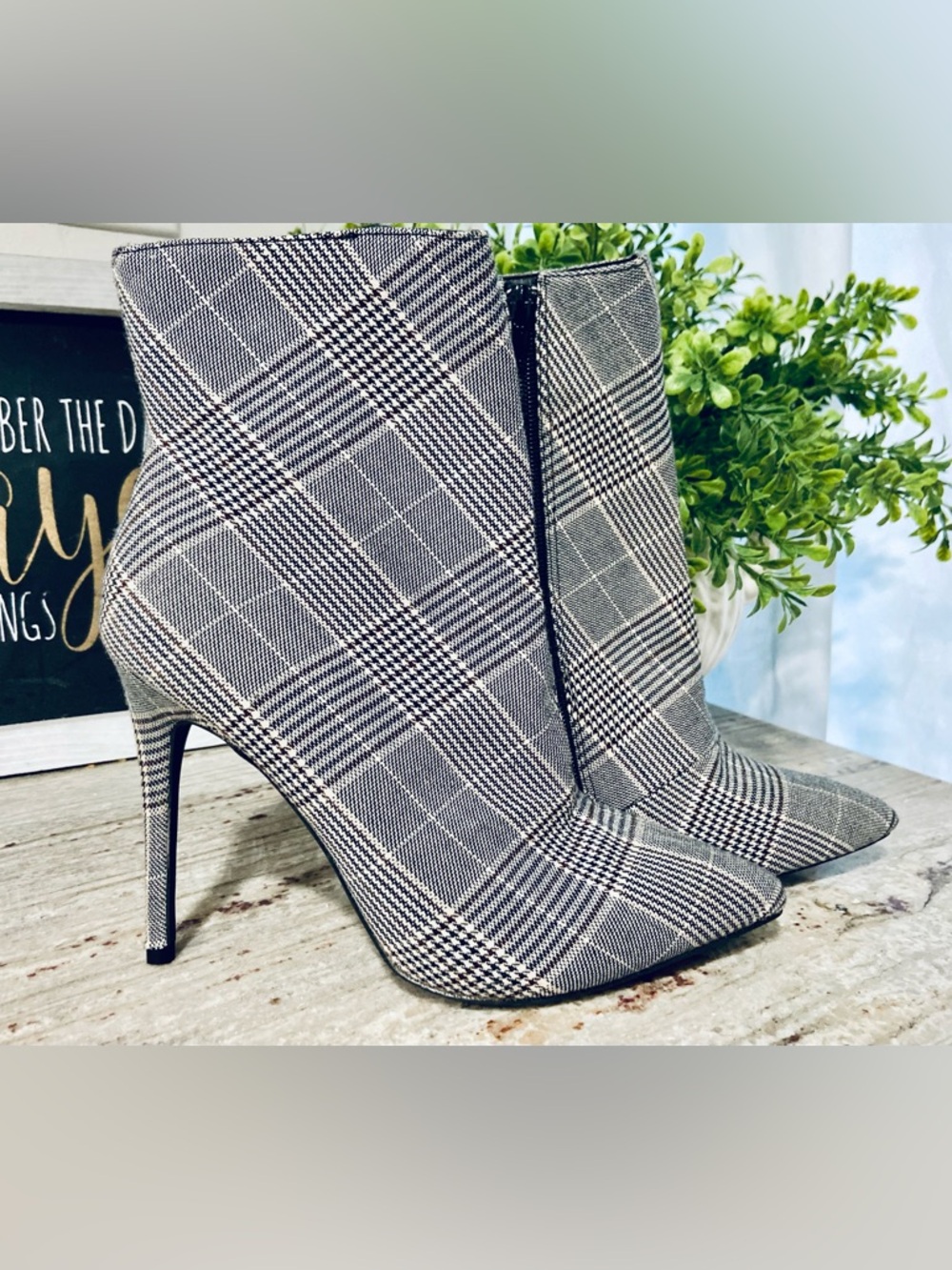 Wild Diva Plaid Pointed-Toe Stiletto Ankle Boots - Black & White
